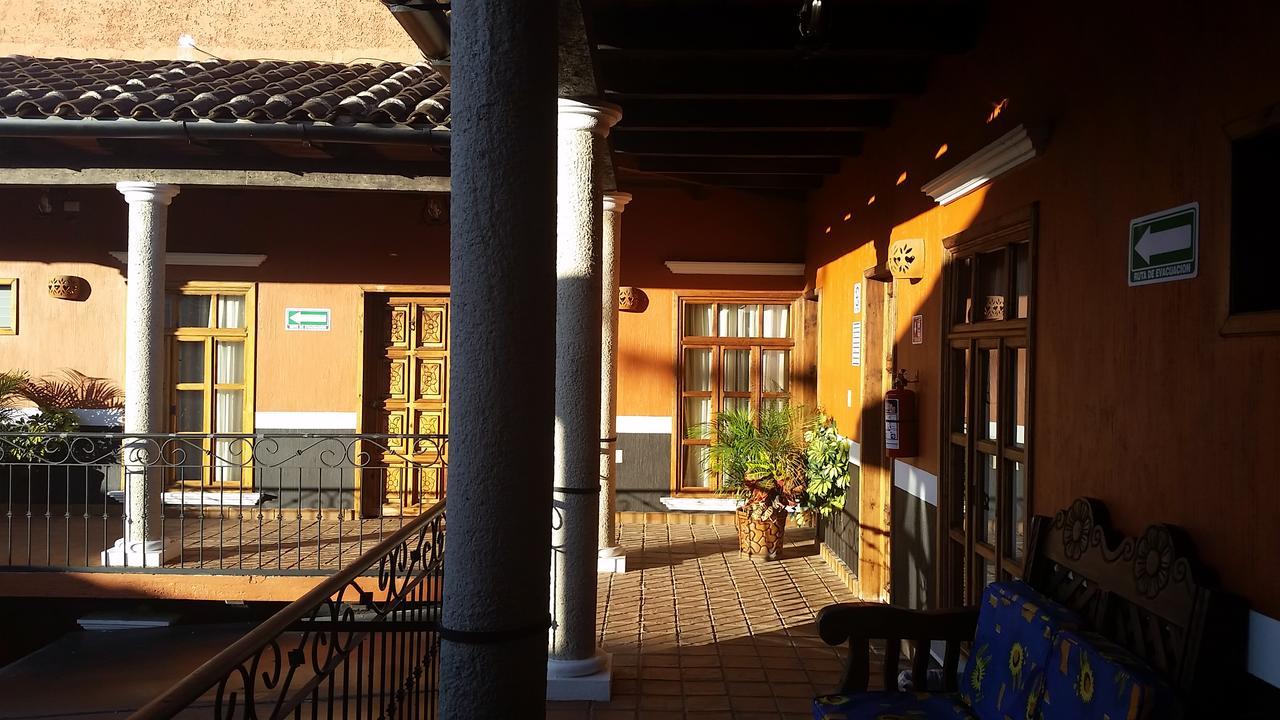 Hotel San Sebastian Comitan de Dominguez Esterno foto