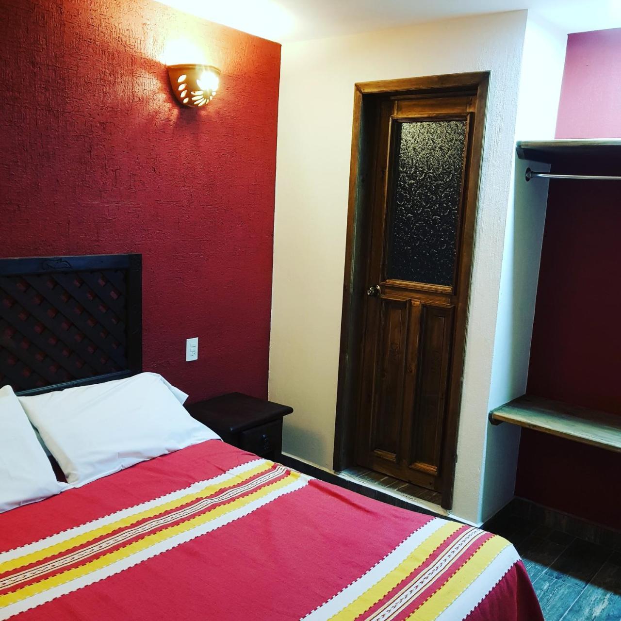 Hotel San Sebastian Comitan de Dominguez Esterno foto